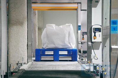 蜂巢能源無鈷正極材料常州工廠實現(xiàn)批量下線，合成材料技術(shù)引領(lǐng)動力電池新革命